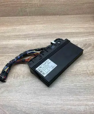 BMW 5 E60 E61 Comfort/convenience module 9136039 5WK49111 WithPlug