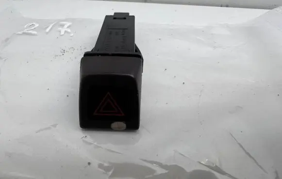 Volvo V50 Other switches/knobs/shifts 8651399 04W141