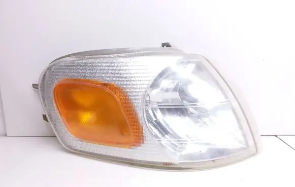 Opel Sintra Front indicator light 16521704A