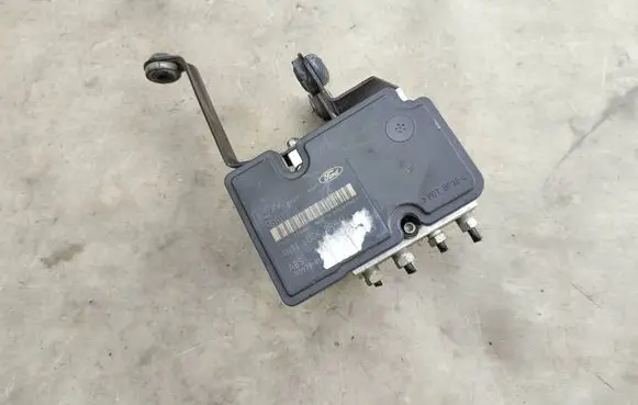Ford Focus ABS Pump 3M512M110JA 7G36C218H4 A426R