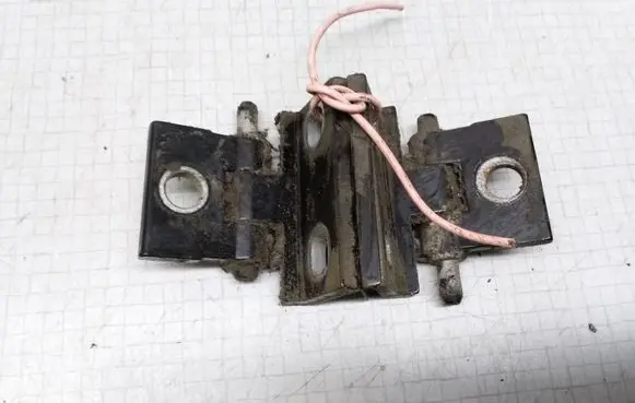 Volvo V70 Front door hinge set 
