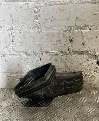 Audi A4 S4 B8 8K Air intake duct part 8K0129739A