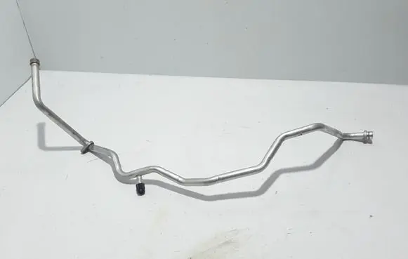 Air conditioning (A/C) pipe/hose