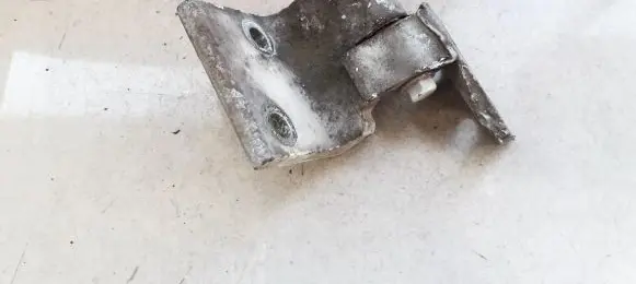 Peugeot Partner Front door upper hinge