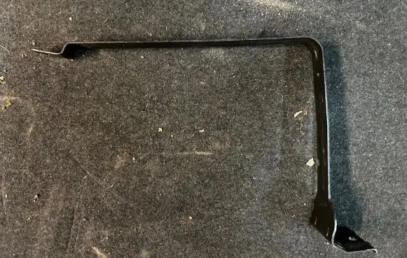 BMW 5 F10 F11 Battery bracket 7609962 30122011 0223310110