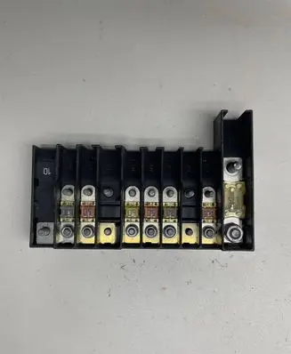 Volkswagen Transporter - Caravelle T6 Fuse module 7H0937550A