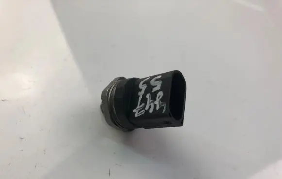 Audi A3 S3 8V Tire pressure sensor 06J906051F