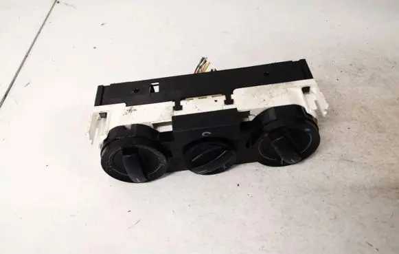 Volkswagen Polo Climate control unit 6q0819045t