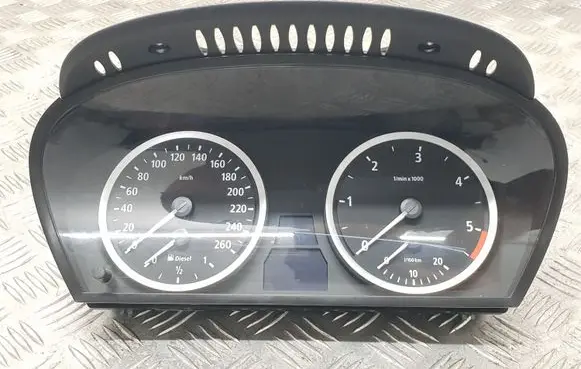 BMW 5 E60 E61 Speedometer (instrument cluster) 6983153 110080213 A2C53103634