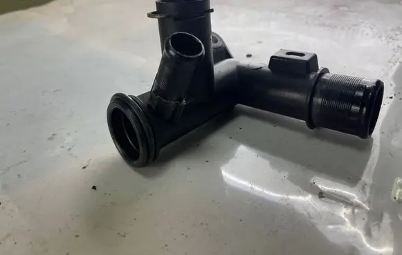 Volvo V40 Engine coolant pipe/hose 9671124980