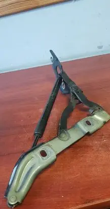 BMW 1 E82 E88 Tailgate/trunk/boot hinge 7166752