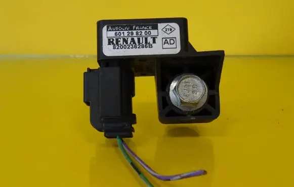 Renault Scenic II - Grand scenic II Airbag deployment crash/impact sensor 8200236286B