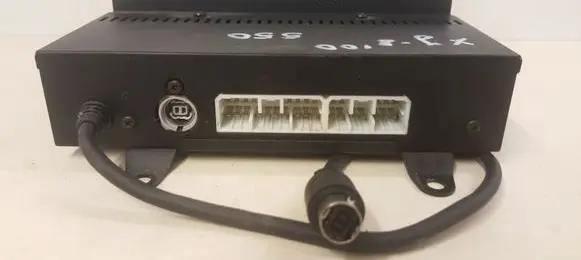 Jaguar XJ X308 Sound amplifier LNF4170AA