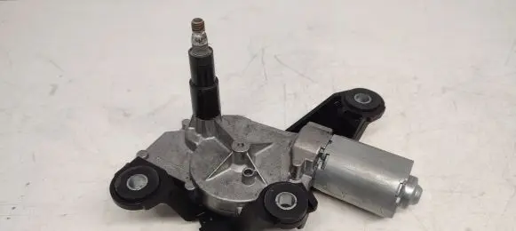 Nissan Qashqai Rear window wiper motor 28710JD000 0390201820