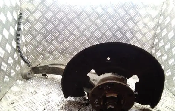 Volkswagen Touareg I Front wheel hub 7L0407257A
