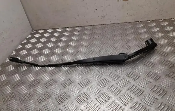 Mazda CX-5 Front wiper blade arm