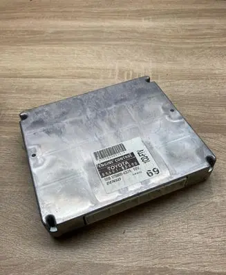 Toyota Avensis T250 Engine control unit/module ECU 8966105690 MB1758006324