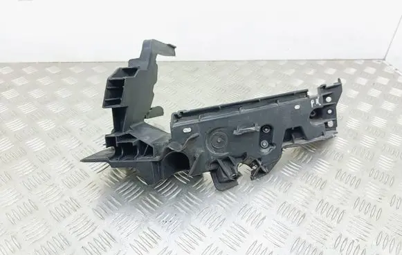Audi Q5 SQ5 8R Headlight/headlamp mounting bracket 8P0805607