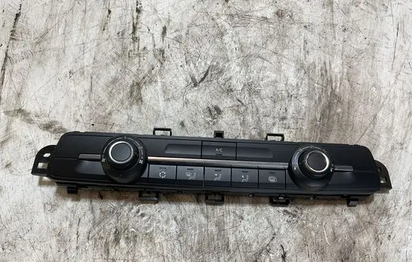 Peugeot Expert Climate control unit 98081722ZD 35250501 20190506