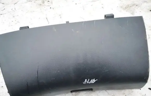 Toyota Avensis T250 Glove box 5555005070 55550-05070