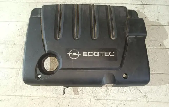 Opel Zafira B Engine cover (trim) 315829598
