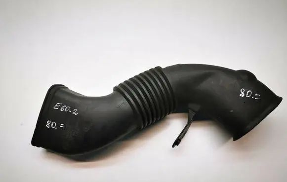 BMW 5 E60 E61 Air intake hose/pipe 7796270
