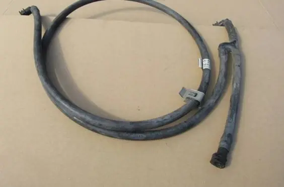 Mercedes-Benz E W212 Headlight washer hose/pipe A2128600092