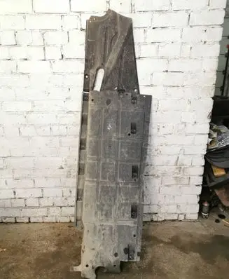 Seat Exeo (3R) Side bottom protection 3R0825205 3R0825215A