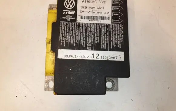 Volkswagen PASSAT B6 Airbag control unit/module 3C0909605E