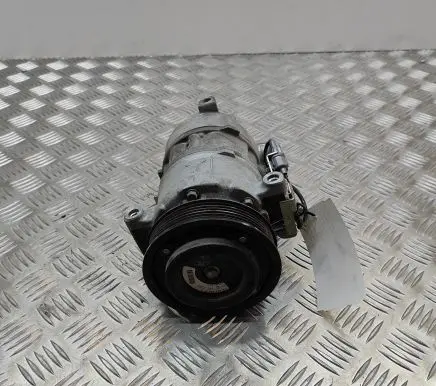 Mercedes-Benz A W176 Air conditioning (A/C) compressor (pump) A0042301711