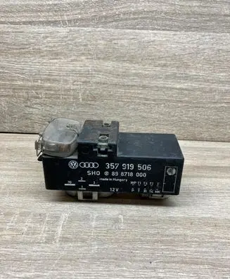Volkswagen Sharan Coolant fan relay 357919506 898781000