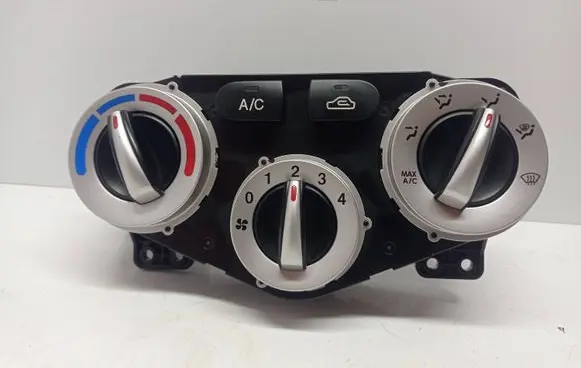 Hyundai Accent Climate control unit 972501EXXX