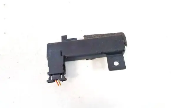 Antenna control unit