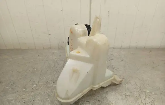 Toyota Hilux (AN10, AN20, AN30) Windshield washer fluid reservoir/tank TG060851155