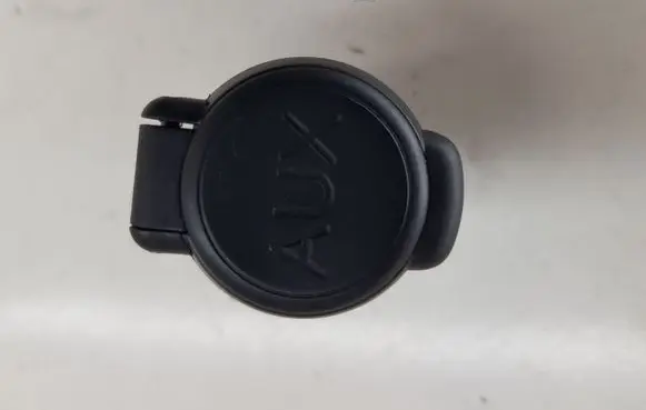 Citroen DS5 AUX in-socket connector 96647952XT