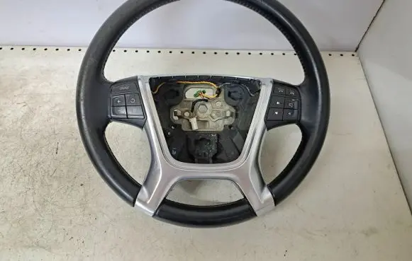 Volvo V70 Steering wheel