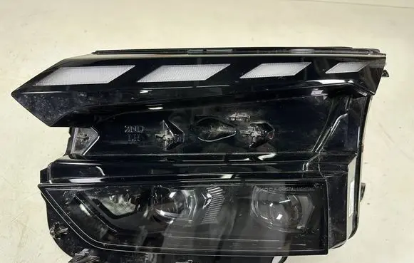 Skoda Elroq Headlight/headlamp 5LB941035 DQM92101010