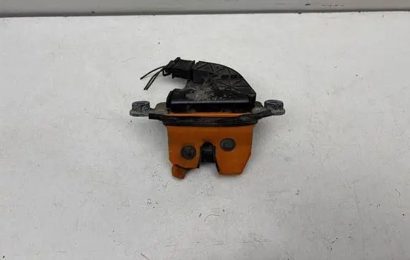 Tailgate/trunk/boot lock/catch/latch