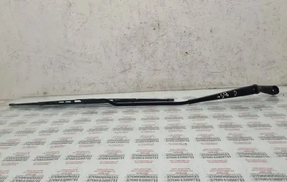 Volkswagen PASSAT B5.5 Front wiper blade arm 3B1955410