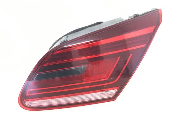Volkswagen PASSAT CC Tailgate rear/tail lights 3C8945308T