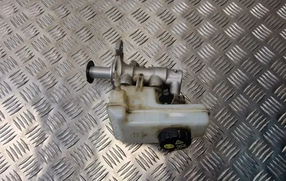 Volkswagen PASSAT B8 Master brake cylinder 5Q1611301