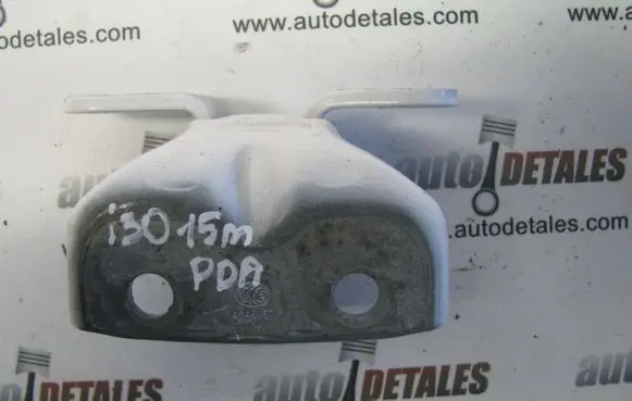 Hyundai i30 Front door lower hinge 