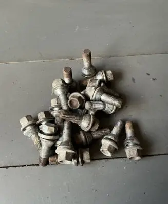 Nuts/bolts