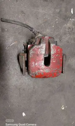 BMW 5 E39 Front brake caliper