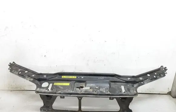 Top upper radiator support slam panel