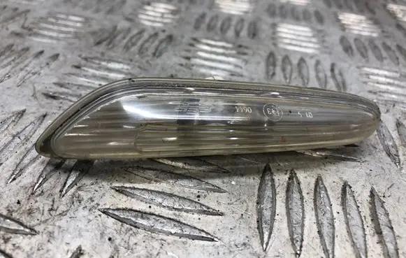 BMW 5 E60 E61 Front fender indicator light 4185R