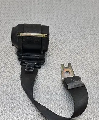 Ford Mondeo Mk III Rear seatbelt 040125