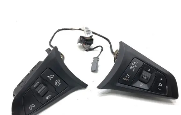 Opel Corsa E Steering wheel buttons/switches 1343913313439143