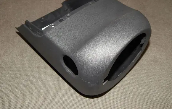 Steering wheel column trim