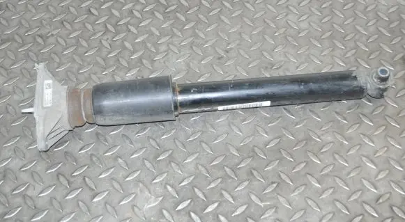 BMW 4 F32 F33 Rear shock absorber/damper 6871928